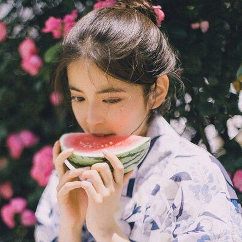 吃瓜鲻鱼头网红,吃瓜群众的美食新宠  第3张